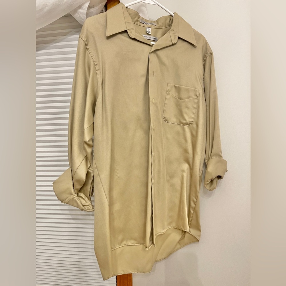 Men’s Dress Shirt
